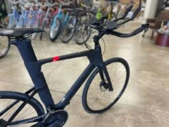 Argon 18 E-117 Tri Disc Sram Force 22 - Black/Black 2022 -Bike Haven Shop Fd8 4expmMY06ebqzvwDQPfic