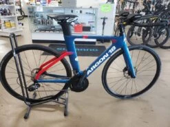 2022 Argon 18 E-117 Tri Disc SRAM Force 22 Blue/Red -Bike Haven Shop m3YIl9DVUOS8EKk2BRf6nIIz4